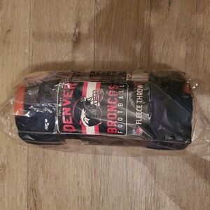 Broncos NFL Soft Fleece Throw 50 X 60 Seal Attached Multi Team Color New